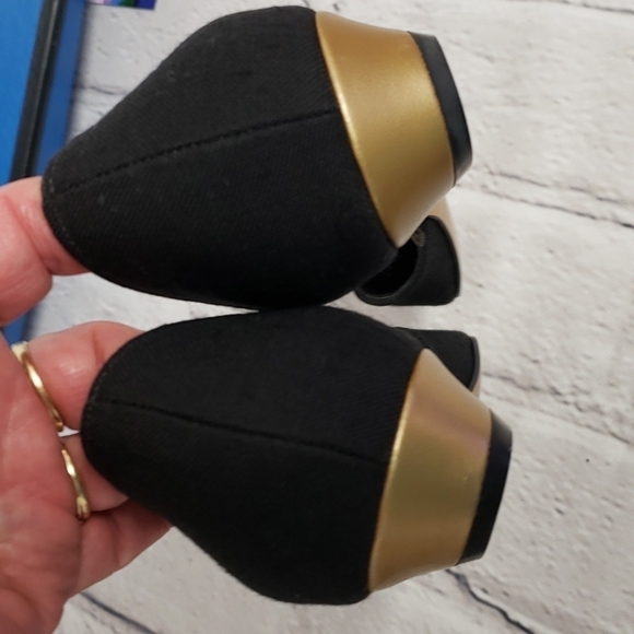 VINTAGE Joyce Smiley Flats Black Linen & Gold Metallic Upper USA  VGUC In Box - Picture 5 of 15